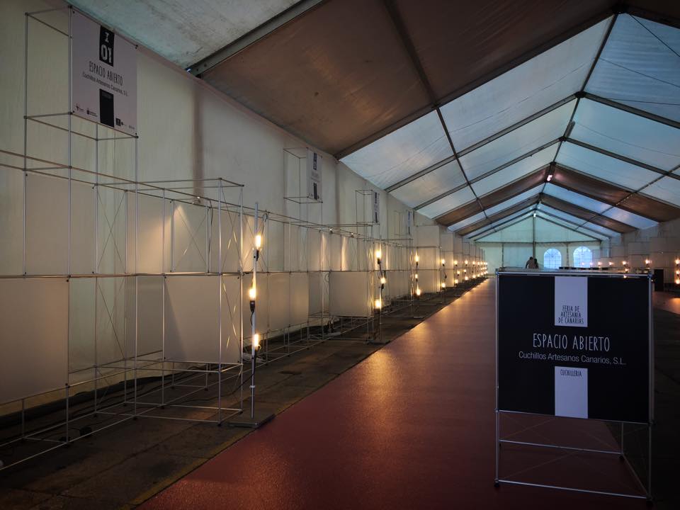 Custom-built stand produced by Click Comunicación